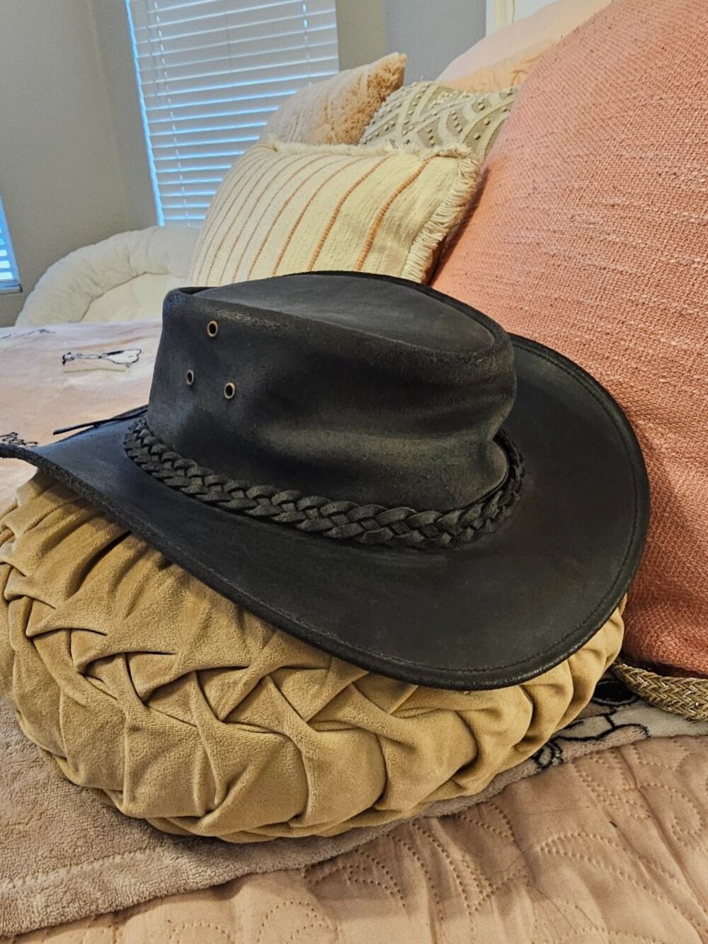 Oztrala Australian Leather Outback Hat Black Braided Band Western Cowboy Large L